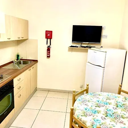 Paceville Apartmán *